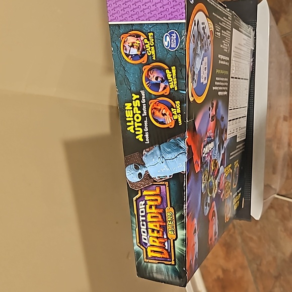 🌷NIB Doctor Dreadful Aliens Toy - Picture 2 of 4